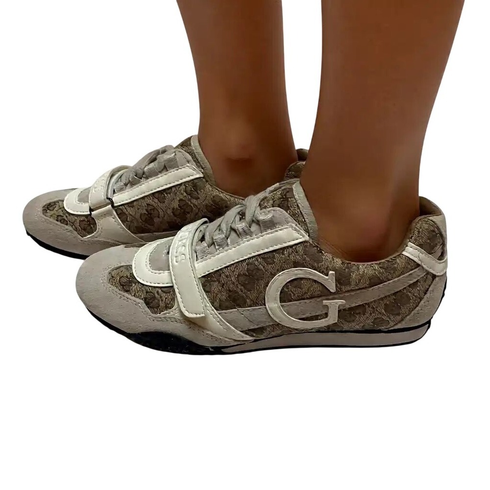 Guess Womens Monogram Canvas Suede Low Top Sneakers Tan Cream Logo Shoes NIB